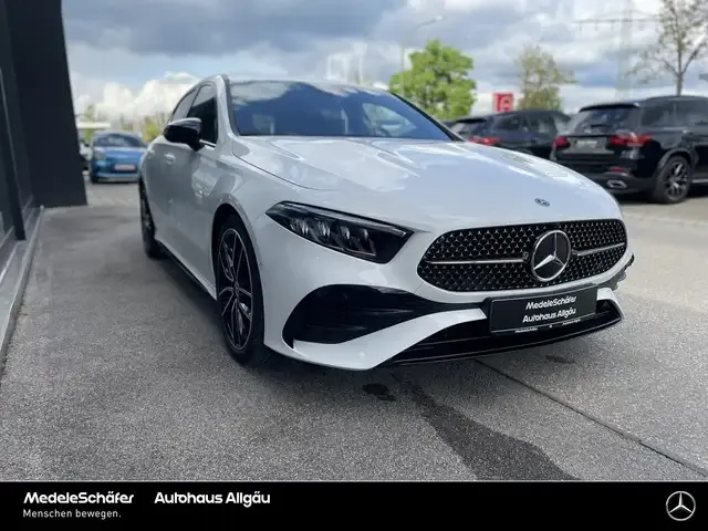 Mercedes-Benz A 180