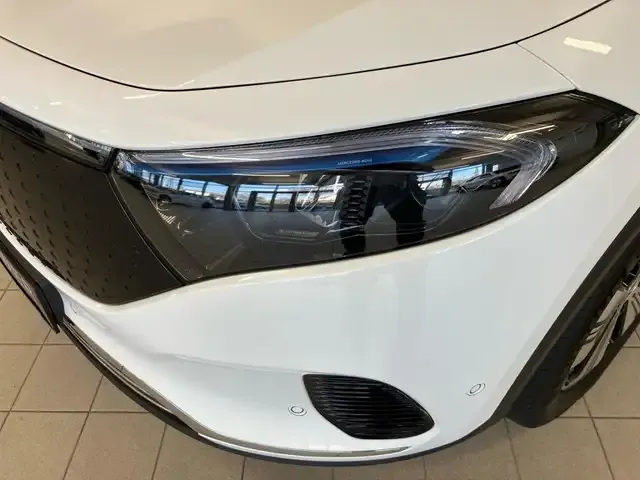 Mercedes-Benz EQA 300