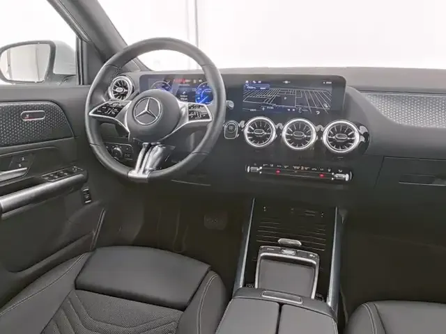 Mercedes-Benz EQA 300