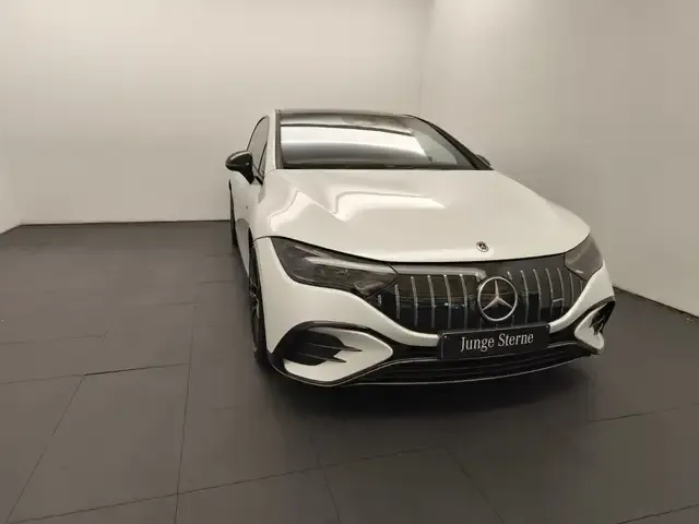Mercedes-Benz EQE 53