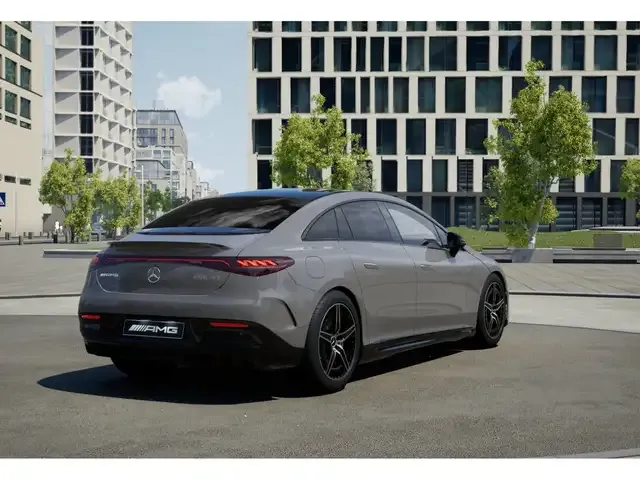 Mercedes-Benz EQE 43