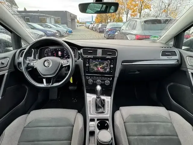 Volkswagen Golf Variant