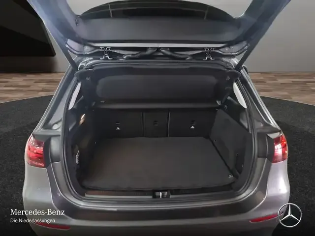 Mercedes-Benz B 220