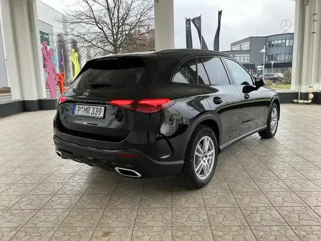 Mercedes-Benz GLC 220