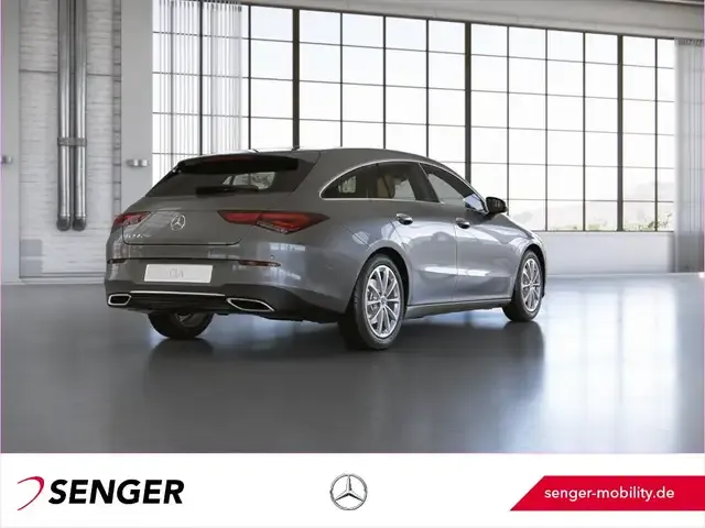 Mercedes-Benz CLA 220