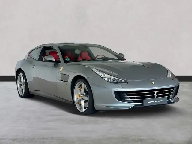 Ferrari GTC4 Lusso