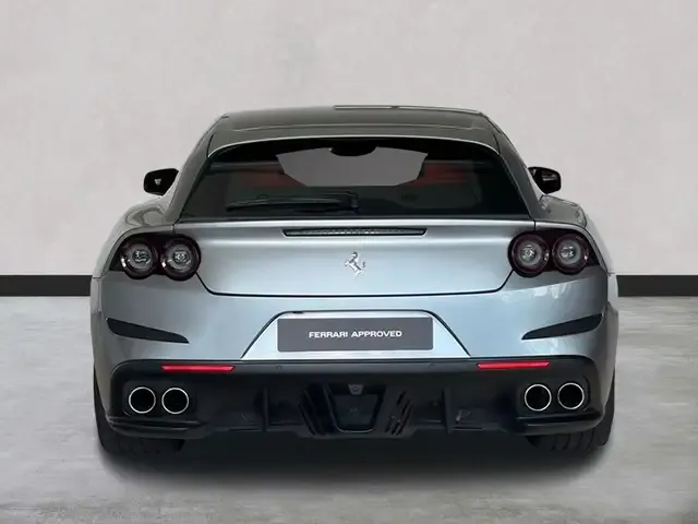Ferrari GTC4 Lusso