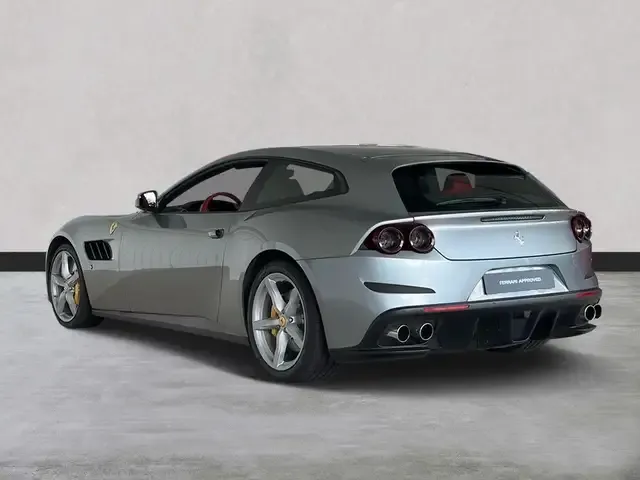 Ferrari GTC4 Lusso