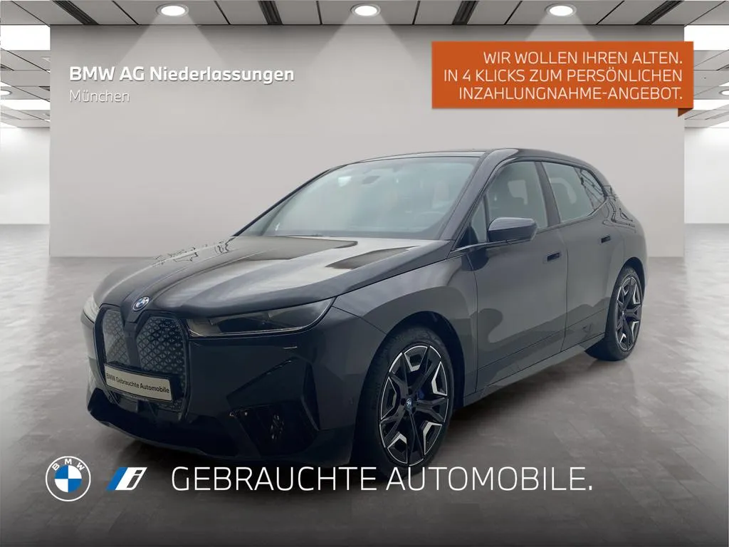 BMW iX