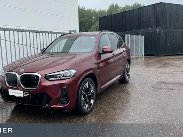 BMW iX3