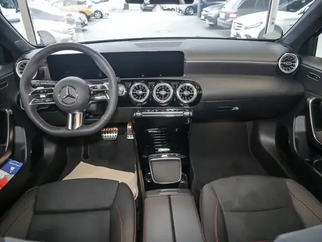 Mercedes-Benz A 200