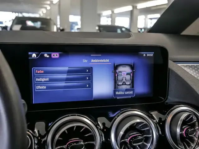 Mercedes-Benz EQA 350