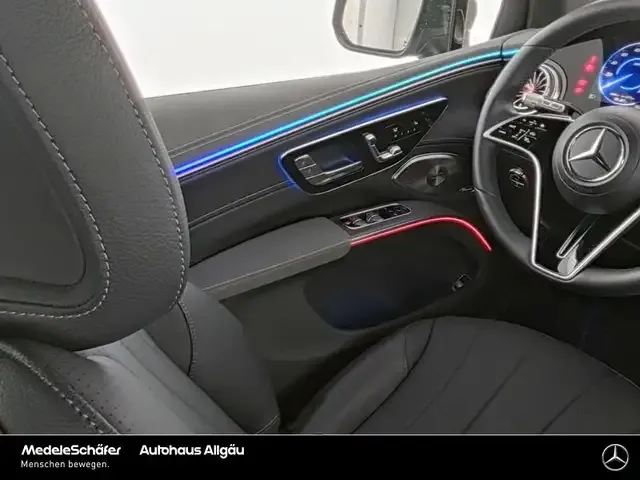 Mercedes-Benz EQS SUV