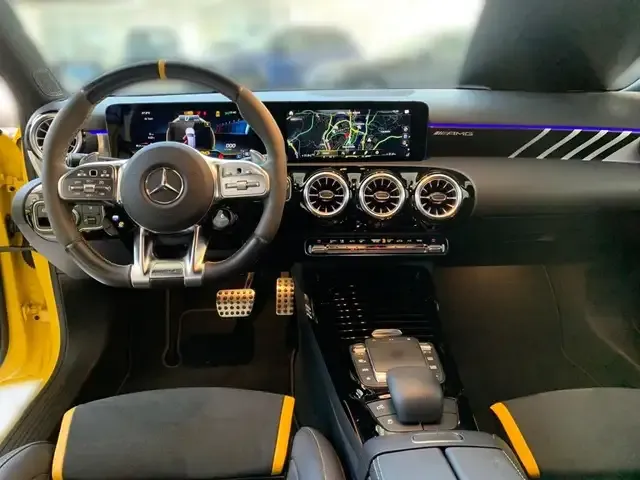 Mercedes-Benz A 45 AMG