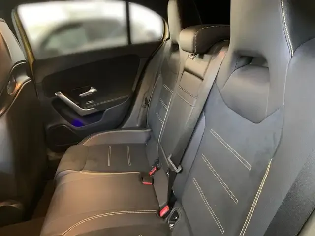 Mercedes-Benz A 45 AMG