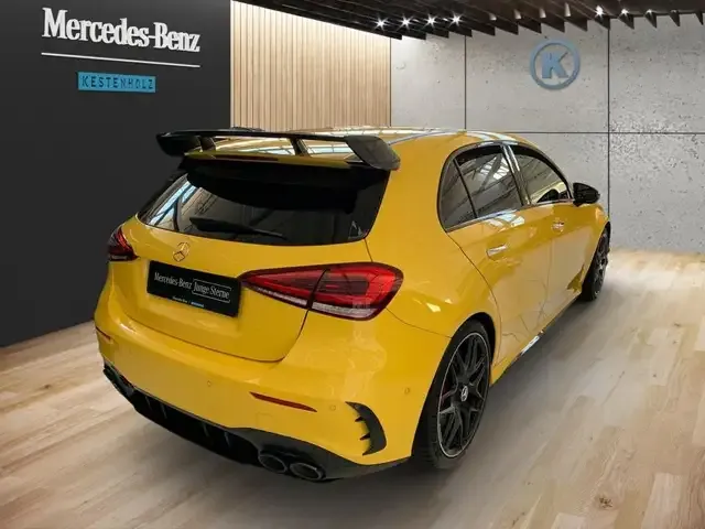 Mercedes-Benz A 45 AMG