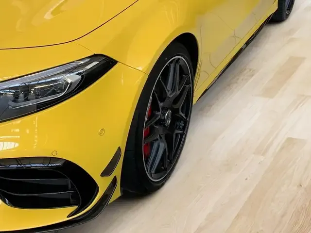 Mercedes-Benz A 45 AMG