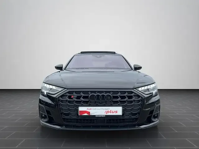 Audi S8