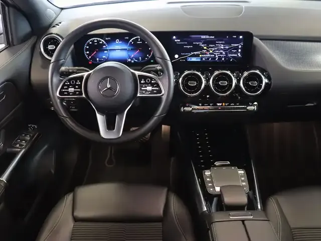 Mercedes-Benz GLA 180