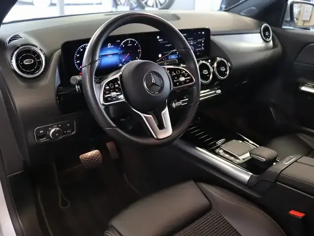 Mercedes-Benz GLA 180
