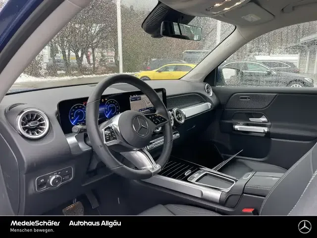 Mercedes-Benz EQB 300