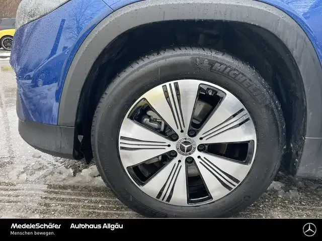 Mercedes-Benz EQB 300