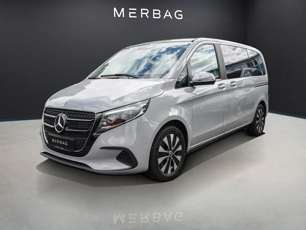Mercedes-Benz V 220