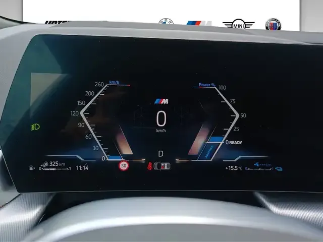 BMW 225