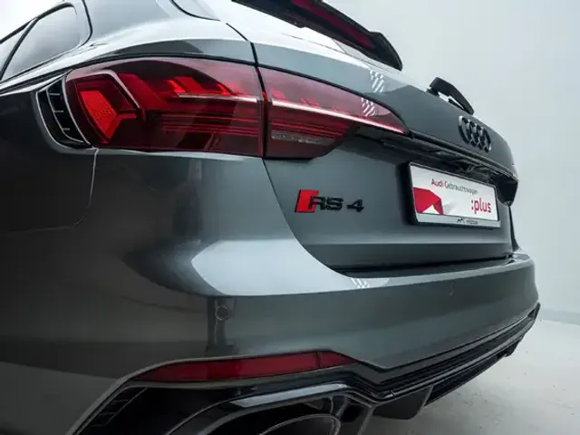 Audi RS4