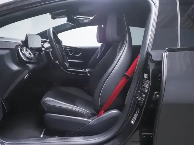 Mercedes-Benz EQE 300