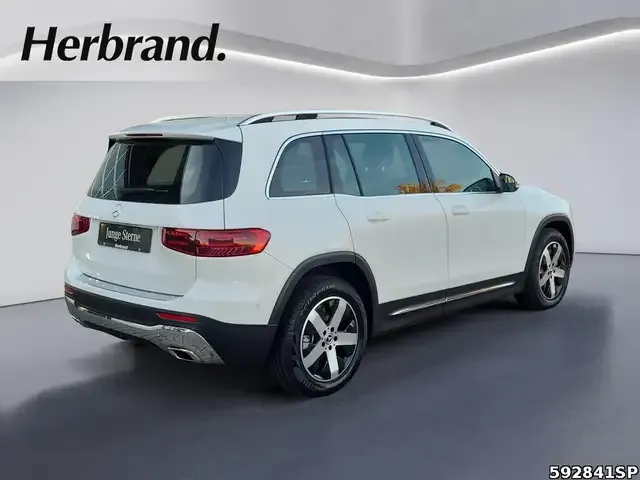 Mercedes-Benz GLB 200