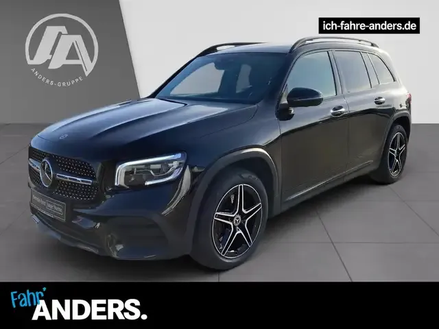 Mercedes-Benz GLB 220