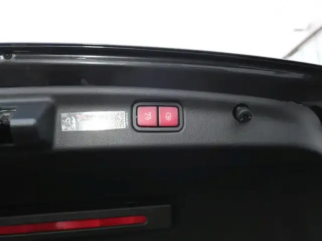 Mercedes-Benz C 63 AMG