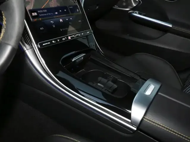 Mercedes-Benz C 63 AMG