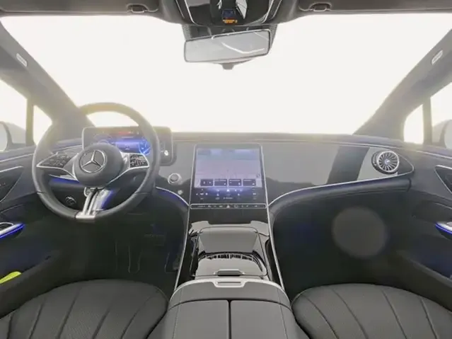 Mercedes-Benz EQE 300