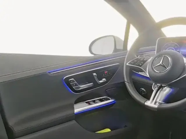 Mercedes-Benz EQE 300