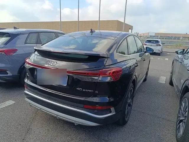 Audi Q4 e-tron