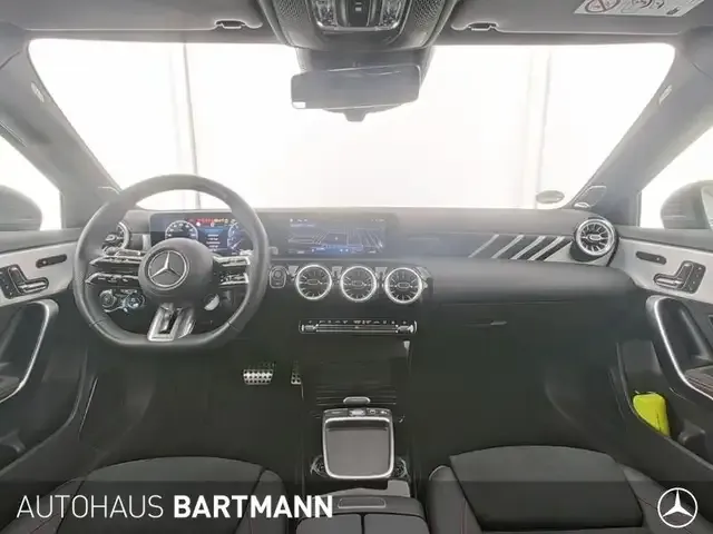 Mercedes-Benz A 35 AMG