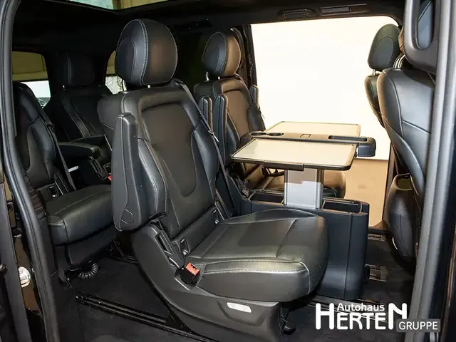 Mercedes-Benz V 250