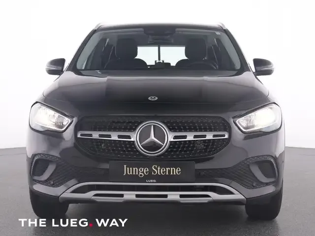Mercedes-Benz GLA 180