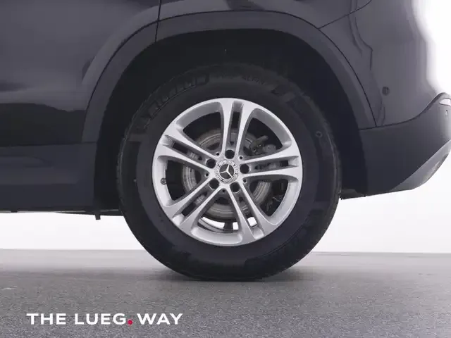 Mercedes-Benz GLA 180
