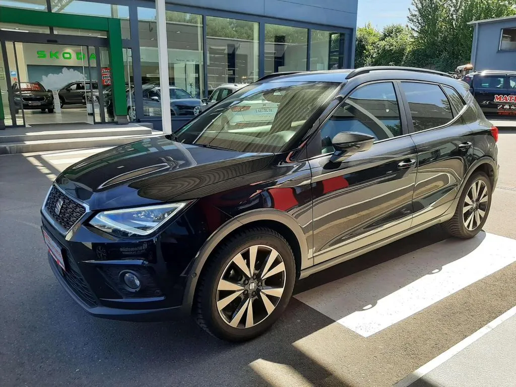 Seat Arona