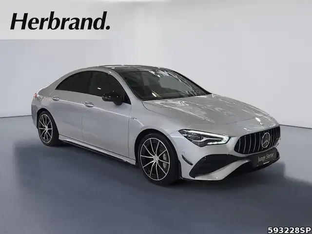 Mercedes-Benz CLA 35 AMG