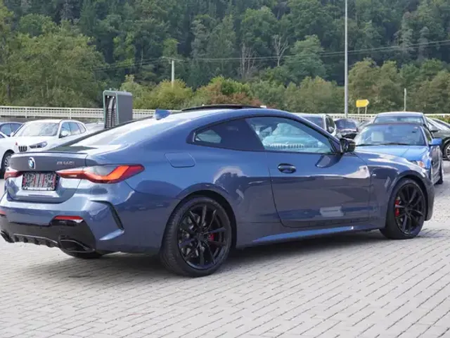 BMW 440