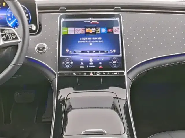 Mercedes-Benz EQE 350