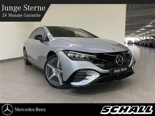 Mercedes-Benz EQE 300