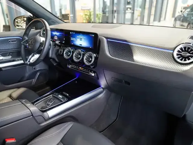 Mercedes-Benz EQA 350