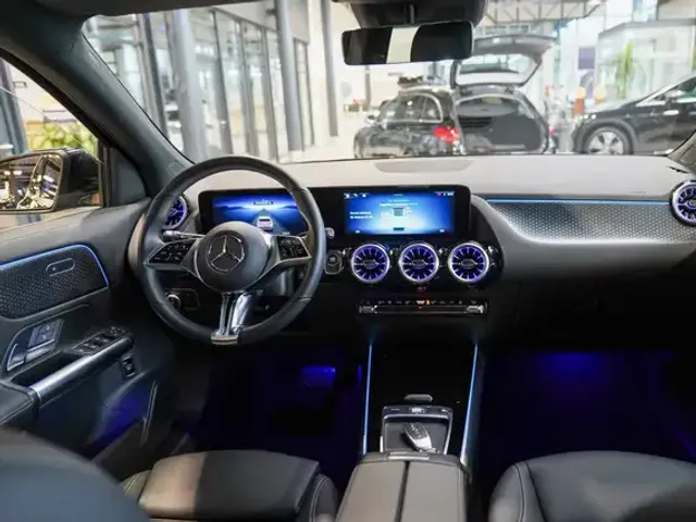 Mercedes-Benz EQA 350