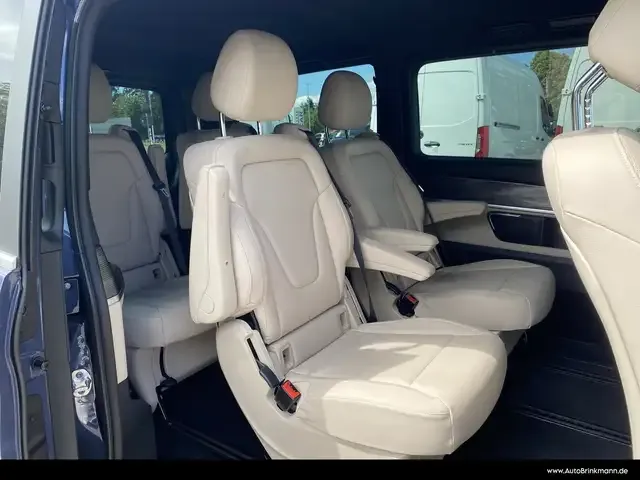 Mercedes-Benz V 250
