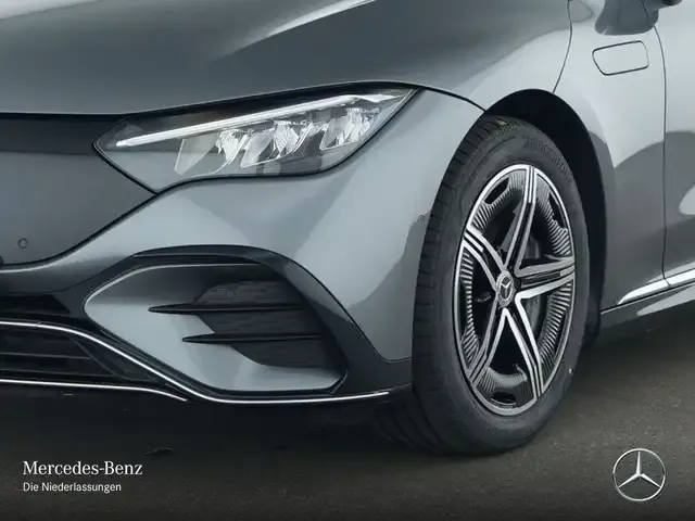Mercedes-Benz EQE 350
